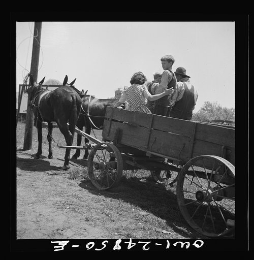 Untitled photo, possibly related to: San Augustine, Texas. Farm family in town on Saturday morning