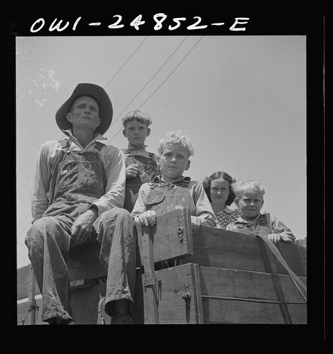 San Augustine, Texas. Farm family in town on Saturday morning