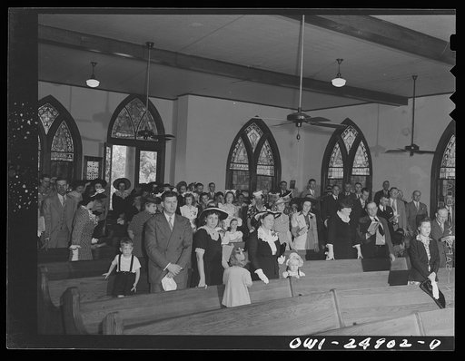 San Augustine, Texas. Congregation singing a hymn on Easter Sunday at the Methodist church