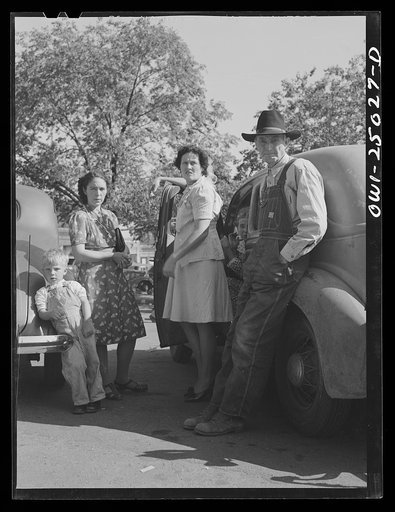 San Augustine, Texas. Farm family in town on Saturday