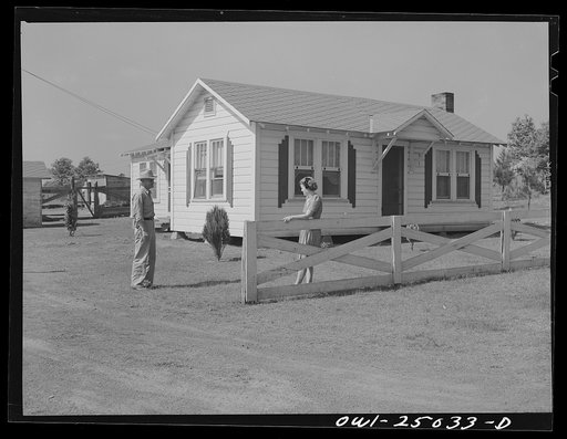 San Augustine, Texas. Sheriff Jim Halberd [i.e., Halbert] ready to leave for work in the morning