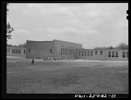 San Augustine, Texas. New primary school building