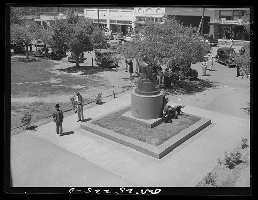 San Augustine, Texas. The courthouse square on Saturday afternoon