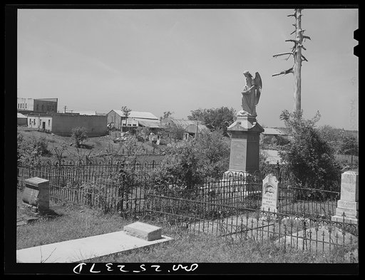 San Augustine, Texas. The town from the cemetery