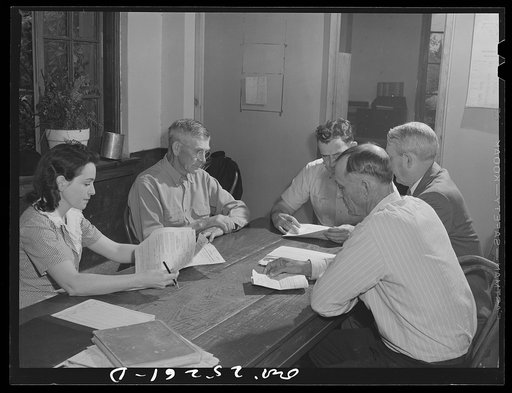 San Augustine, Texas. A meeting of the rationing board