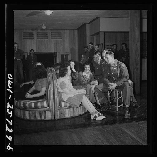 Arlington, Virginia. During intermission at one of the bi-weekly "open house" dances held in the main lounge of Idaho Hall, Arlington Farms, a residence for women who work in the government for the duration of the war