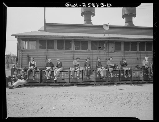 Bethlehem-Fairfield shipyards, Baltimore, Maryland. Women shipyard workers at lunch