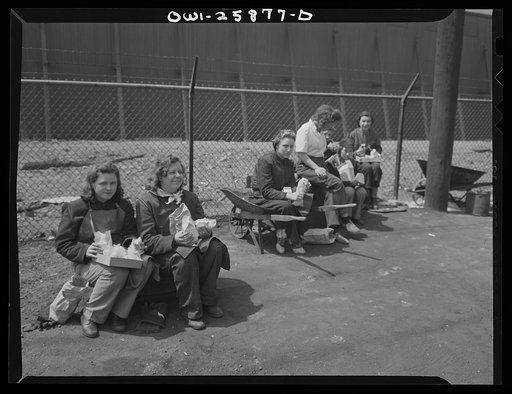 Untitled photo, possibly related to: Bethlehem-Fairfield shipyards, Baltimore, Maryland. Workers during lunch hour