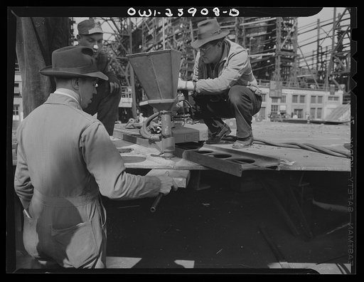 Bethlehem-Fairfield shipyards, Baltimore, Maryland. Union welding machine in operation