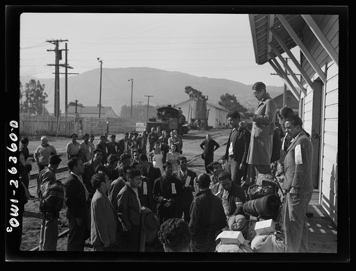 Stockton (vicinity), California. Mexican agricultural laborers arring by train to help in the harvesting of beets