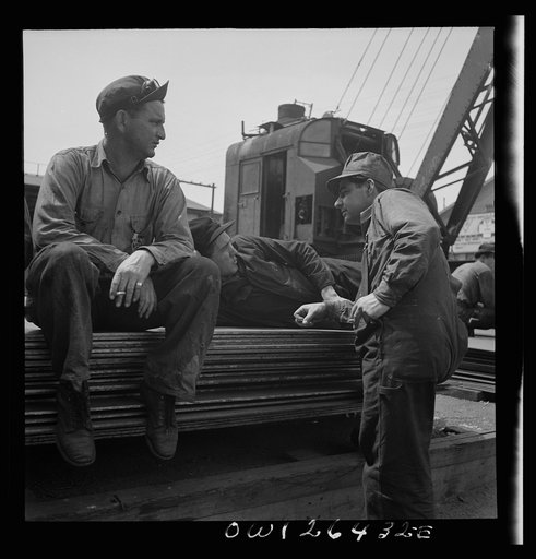 Bethlehem-Fairfield shipyards, Baltimore, Maryland. Worker resting during lunch hour