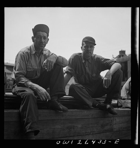 Bethlehem-Fairfield shipyards, Baltimore, Maryland. Worker resting during lunch hour