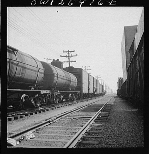 Bethlehem-Fairfield shipyards, Baltimore, Maryland. Tank and boxcars
