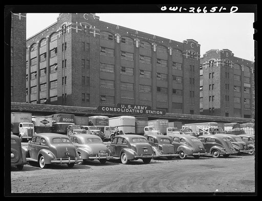 Chicago, Illinois. Freight depot of the United States Army consolidating station