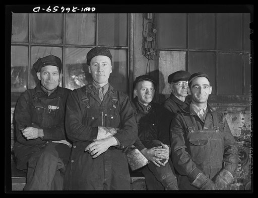 Blue Island, Illinois. Chicago and Rock Island Railroad roundhouse workers during the change in shift