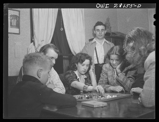Niagara Falls, New York. Entertaining guests on Nan Hannegan's birthday at Mrs. Hannegan's boardinghouse for girl war workers