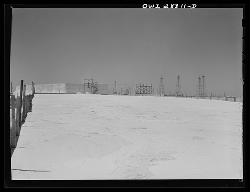 Untitled photo, possibly related to: Freeport Sulphur Company, Hoskins Mound, Texas. Sulphur wells and vat
