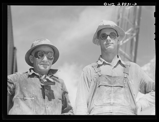 Freeport Sulphur Company, Hoskins Mound, Texas. Sulphur leaders