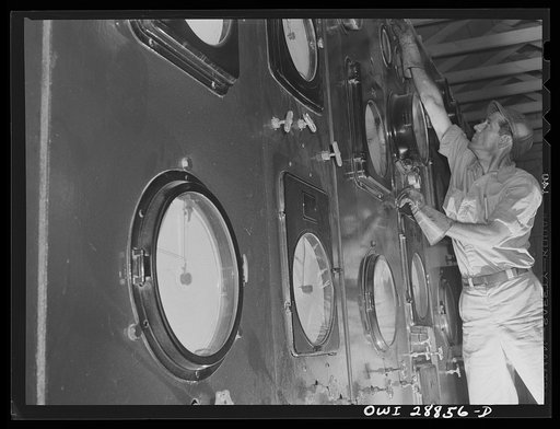 Freeport Sulphur Company, Hoskins Mound, Texas. Control room at a relay station for the flow of sulphur from the wells to the vats