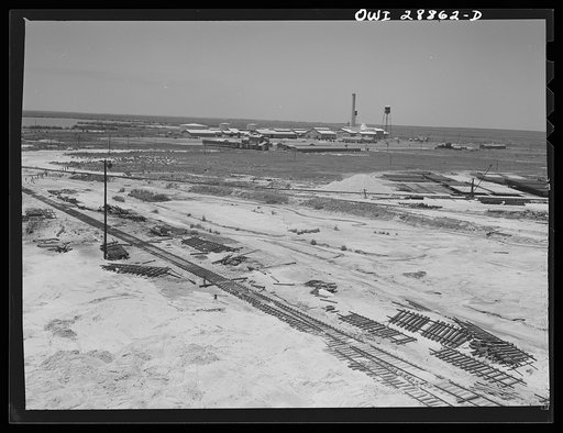 Freeport Sulphur Company, Hoskins Mound, Texas. Power plant and machine shops at Freeport Sulphur Company