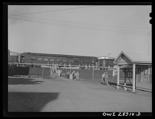 Untitled photo, possibly related to: Freeport Sulphur Company, Hoskins Mound, Texas. Sulphur workers arriving at the plant