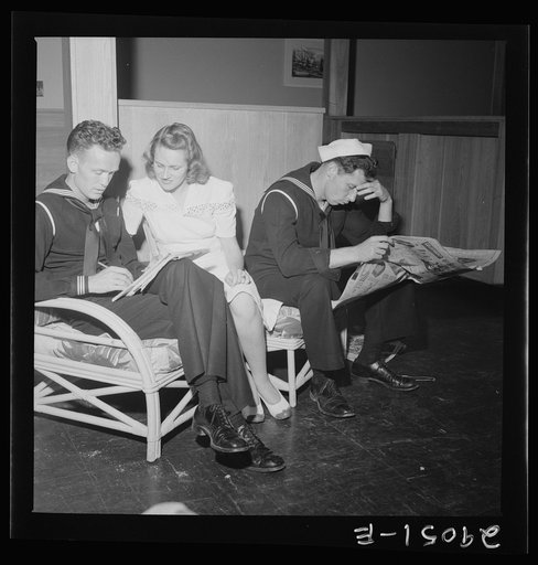 Arlington, Virginia. The main lounge in Idaho Hall, Arlington Farms, a residence for women who work in the United States government for the duration of the war
