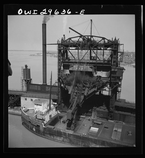 Sandusky, Ohio. Loading coal into a lake freighter at the Pennsylvania Railroad docks