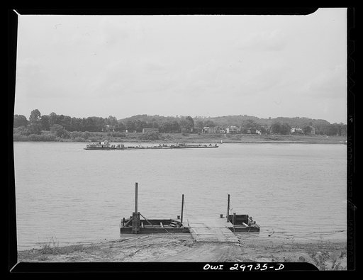 Point Pleasant (vicinity), West Virginia. A towboat going up the Ohio River