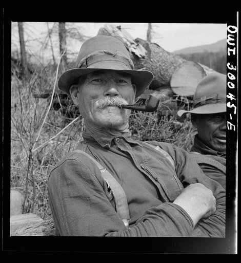 Spring pulpwood drive on the Brown Company timber holdings in Maine. Woodsman