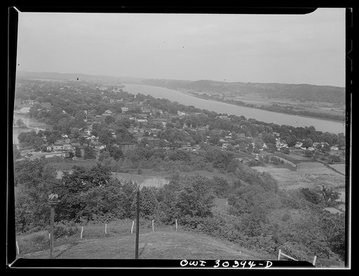 Land around Gallipolis, Ohio