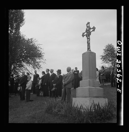 Untitled photo, possibly related to: Pittsburgh, Pennsylvania. Lithuanian-Americans attending Memorial Day mass in the Lithuanian cemetery
