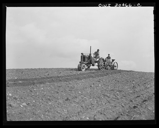 Fort Kent, Aroostook County, Maine. Spring potato planting on the French Acadian farm of Leonard Gagnon