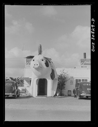 Harlingen, Texas. Barbecue stand