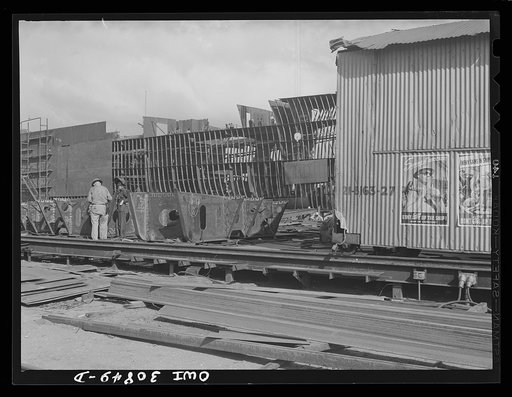 Beaumont, Texas. Construction on the working way at the Pennsylvania shipyards