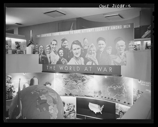 New York, New York. Murals at the American-Soviet war exhibition designed by the OWI (Office of War Information) and installed in the Museum of Science and Industry