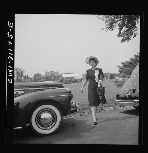 Baltimore, Maryland. Funeral of a merchant seaman. At the grave