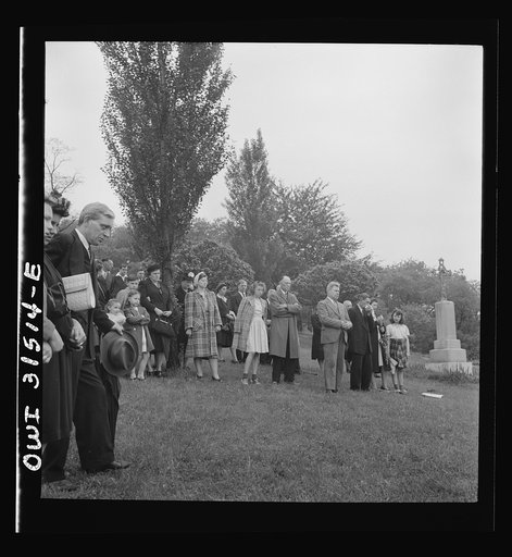 Untitled photo, possibly related to: Pittsburgh, Pennsylvania. Mass being held in the Lithuanian cemetery on Memorial Day