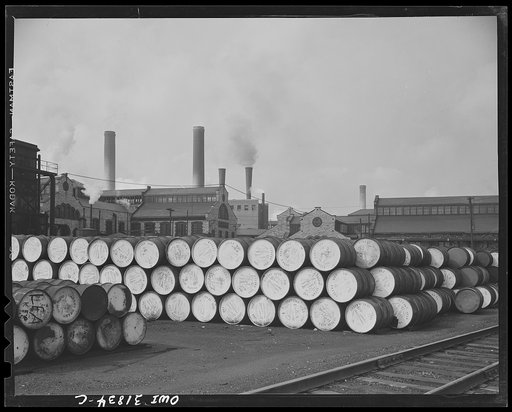 Proctor [i.e. Procter] and Gamble Distributing Company, Cincinnati, Ohio. Drums of glycerine ready for shipment