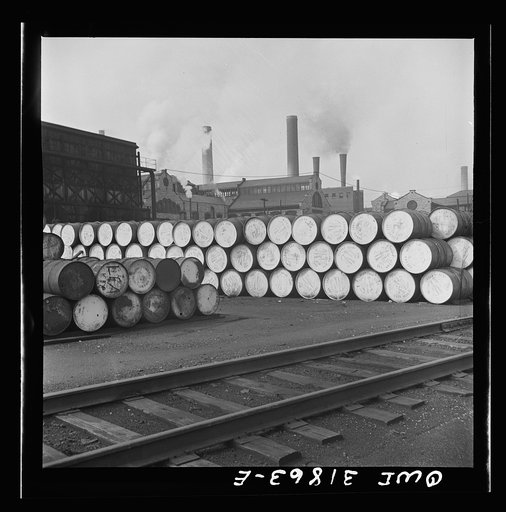 Proctor [i.e. Procter] and Gamble Distributing Company, Cincinnati, Ohio. Drums of glycerine ready for shipment