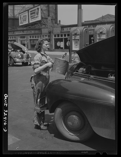 Philadelphia, Pennsylvania. Miss Ruth Gusick, formerly a clerk in a drugstore, now works as a garage attendant at one of the Atlantic Refining Company garages