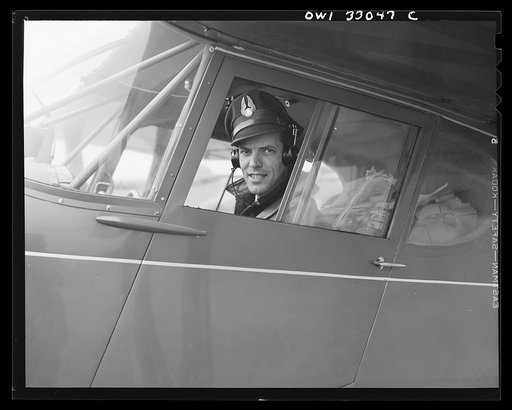 Bar Harbor, Maine. Civil Air Patrol base headqaurters of coastal patrol no. 20. Flyers ready to take off on patrol