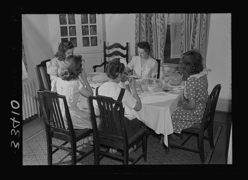 Keysville, Virginia. Randolph Henry High School. Home economics cottage. Girls learn to plan, cook and serve meals. They usually have a guest