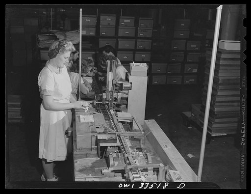 Parke, Davis and Company, manufacturing chemists, Detroit, Michigan. Cartoning ampoules automatically