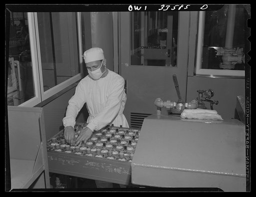 Parke, Davis and Company, manufacturing chemists, Detroit, Michigan. Preparation of blood plasma: freezing section