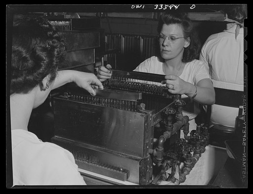 Parke, Davis and Company, manufacturing chemists, Detroit, Michigan. Cleaning ampoules before filling with medicinal solution
