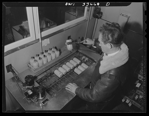 Parke, Davis and Company, manufacturing chemists, Detroit, Michigan. Freezing blood plasma