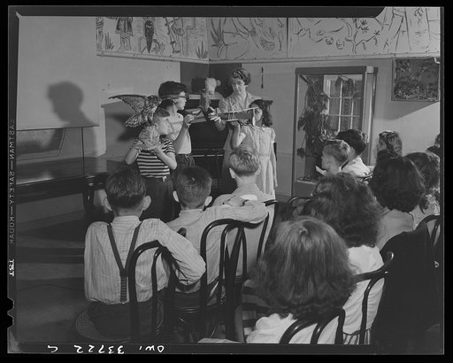 Schenectady, New York. A museum class studying the theory of flight. These science pupils were brought from their school to the museum