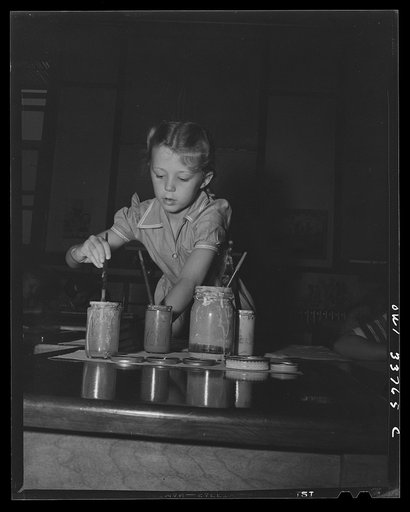 Schenectady, New York. Mixing paints at the Elmer Avenue Elementary School
