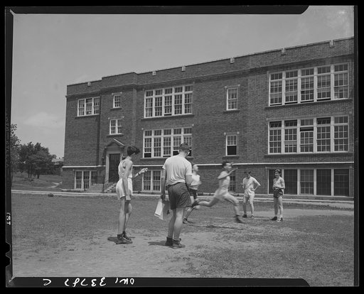 Schenectady, New York. Check tests at the Oneida School show the physical growth of the students during the school year