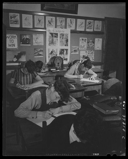 Schenectady, New York. Sixth grade group at the Elmer Avenue Elementary School. The radio is used to keep the class up to the minute with the news